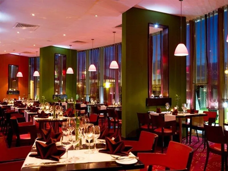 Carlton Hotel Blanchardstown 4*,  Irlanda